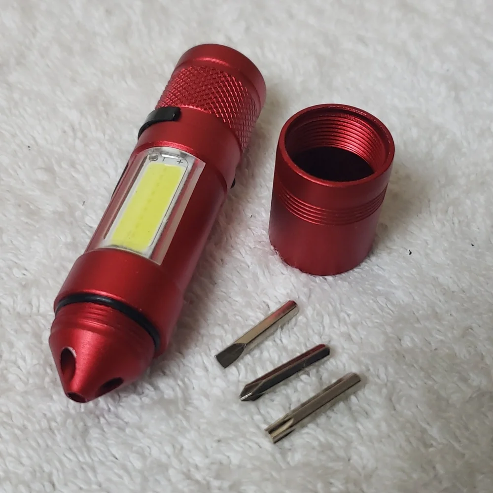 3 Pack Auto Flashing Emergency Car Warning Lights LED Flare Roadside Safety Puck